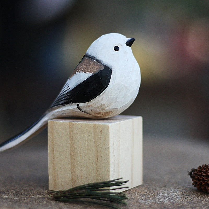 Skandinavische Holzvogel-Figuren, Handgeschnitzte Dekorative Ornamente für Zuhause