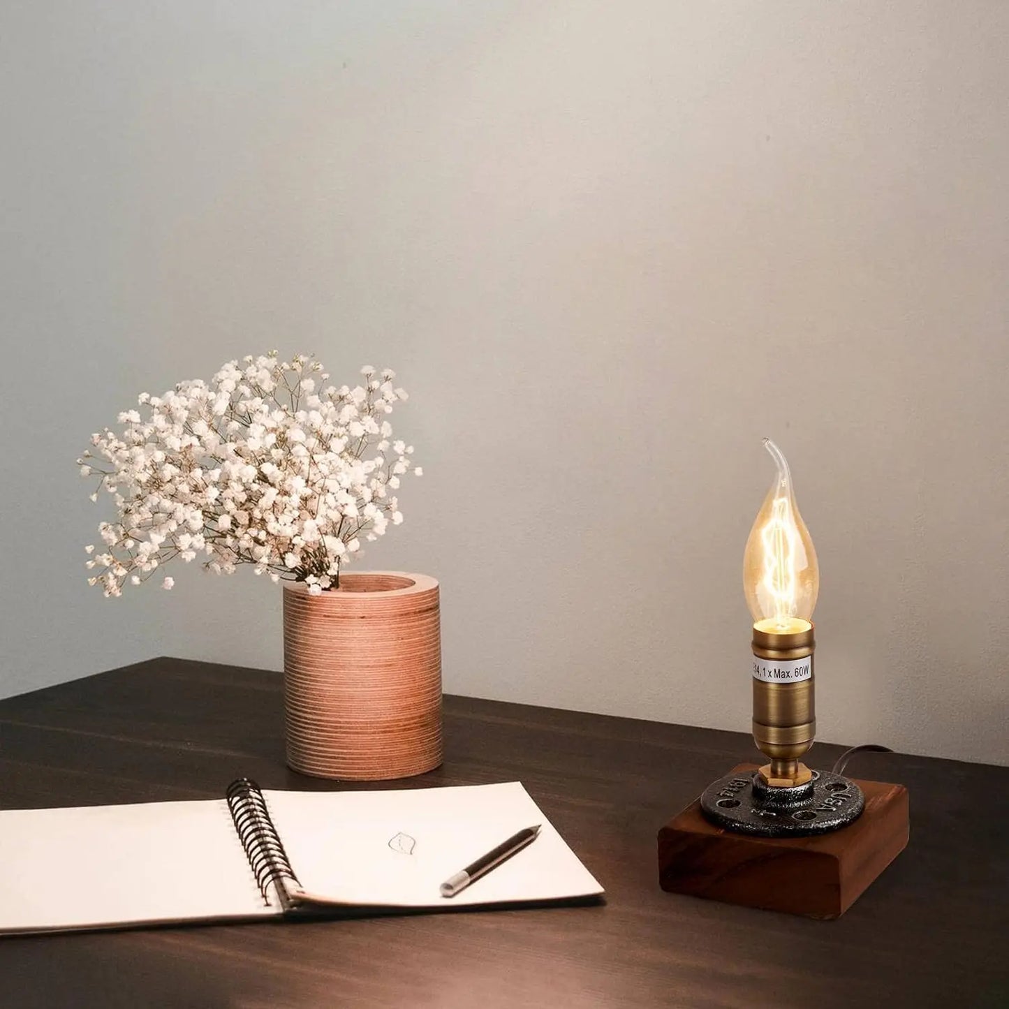 Retro Tischlampe aus Holz – Vintage LED Schreibtischleuchte im Industrial Stil, Dekorative Beleuchtung für Wohnzimmer & Büro