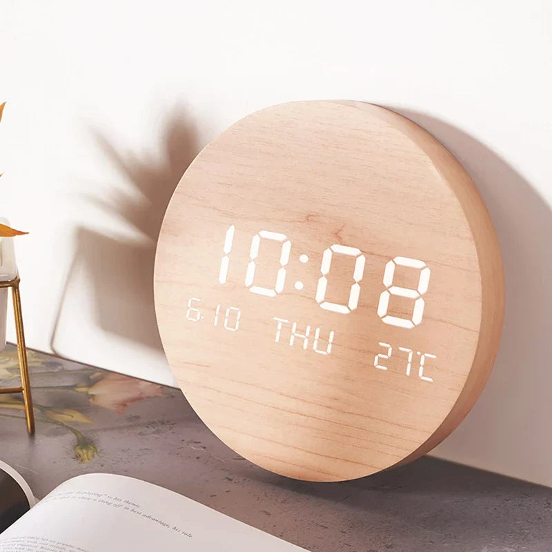 Moderne Holz-Tischuhr mit LED-Anzeige, Alarm und Temperaturanzeige – Stilvolle digitale Uhr für Schreibtisch und Schlafzimmer