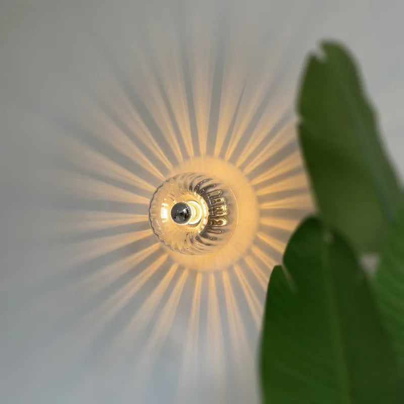 Skandinavische Bauhaus Wandleuchte aus Glas, Moderne LED Wandlampe für Flur & Wohnzimmer