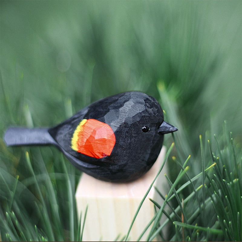 Skandinavische Holzvogel-Figuren, Handgeschnitzte Dekorative Ornamente für Zuhause