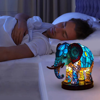 Tier-Glasmalerei-Lampe im Wolf-Design - Handgefertigte Bunte Tischlampe mit LED Beleuchtung, Dekorative Leuchte für Wohnzimmer & Schlafzimmer